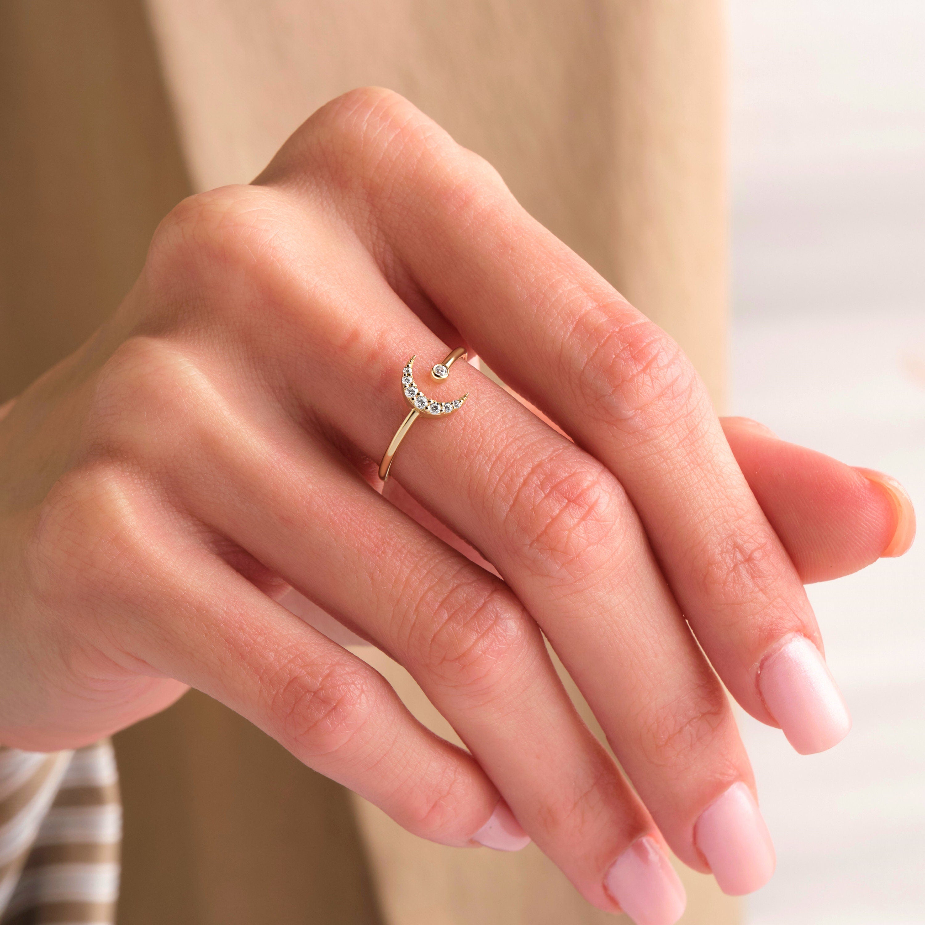 18K Gold Moon Ring Dainty Crescent Diamond Band