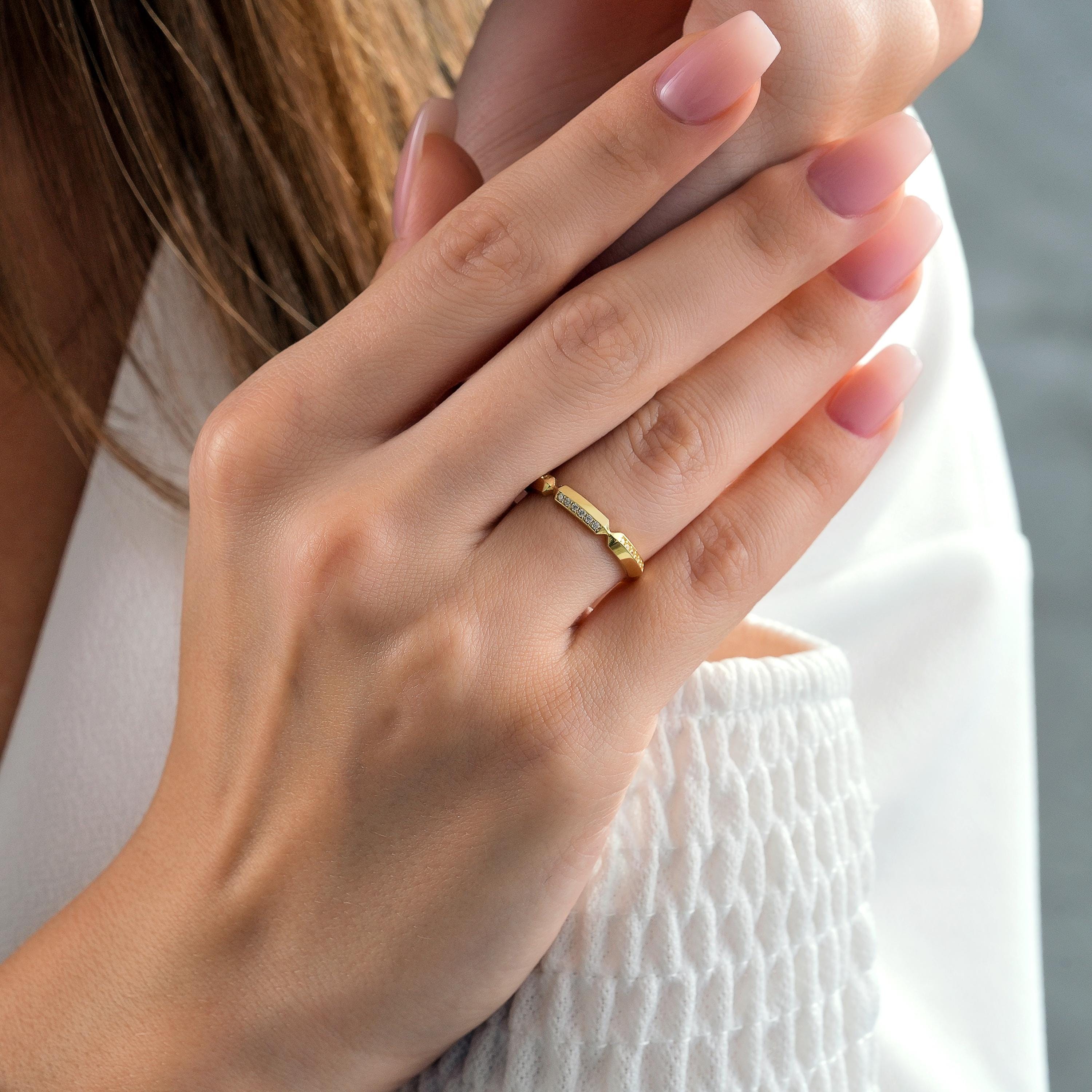 Asymmetric Gold Band with Bead Set Diamond CZ