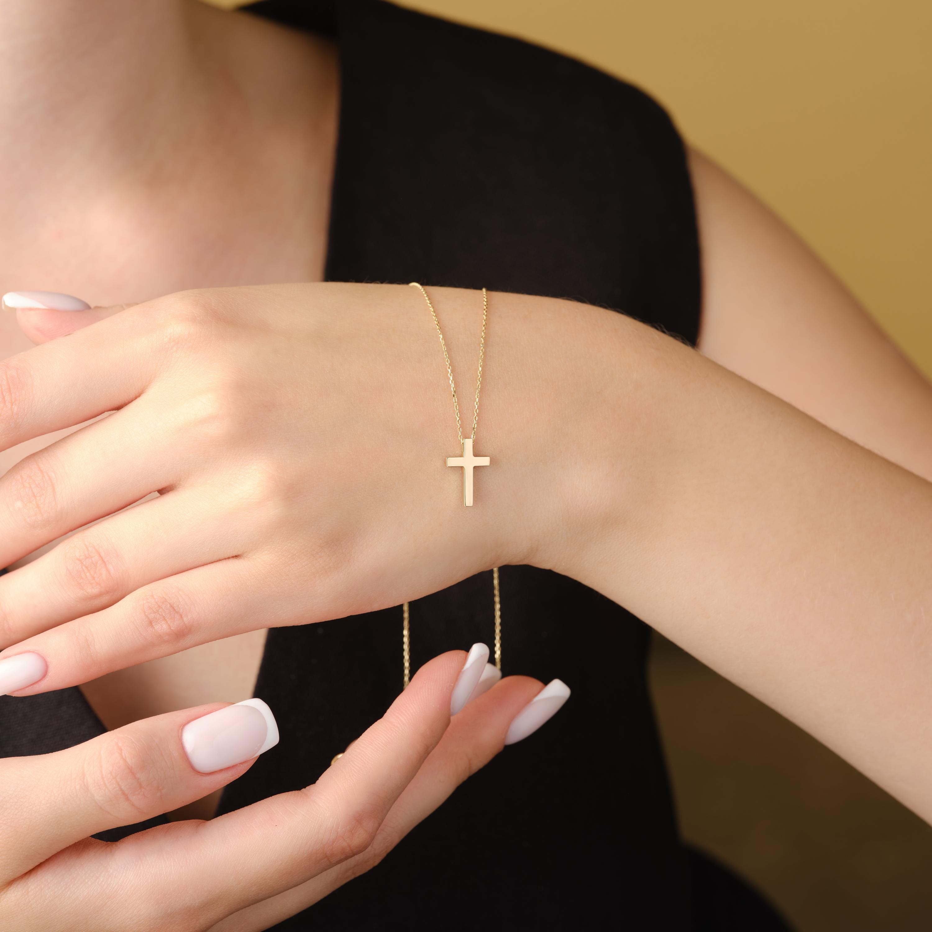gold dainty cross necklace