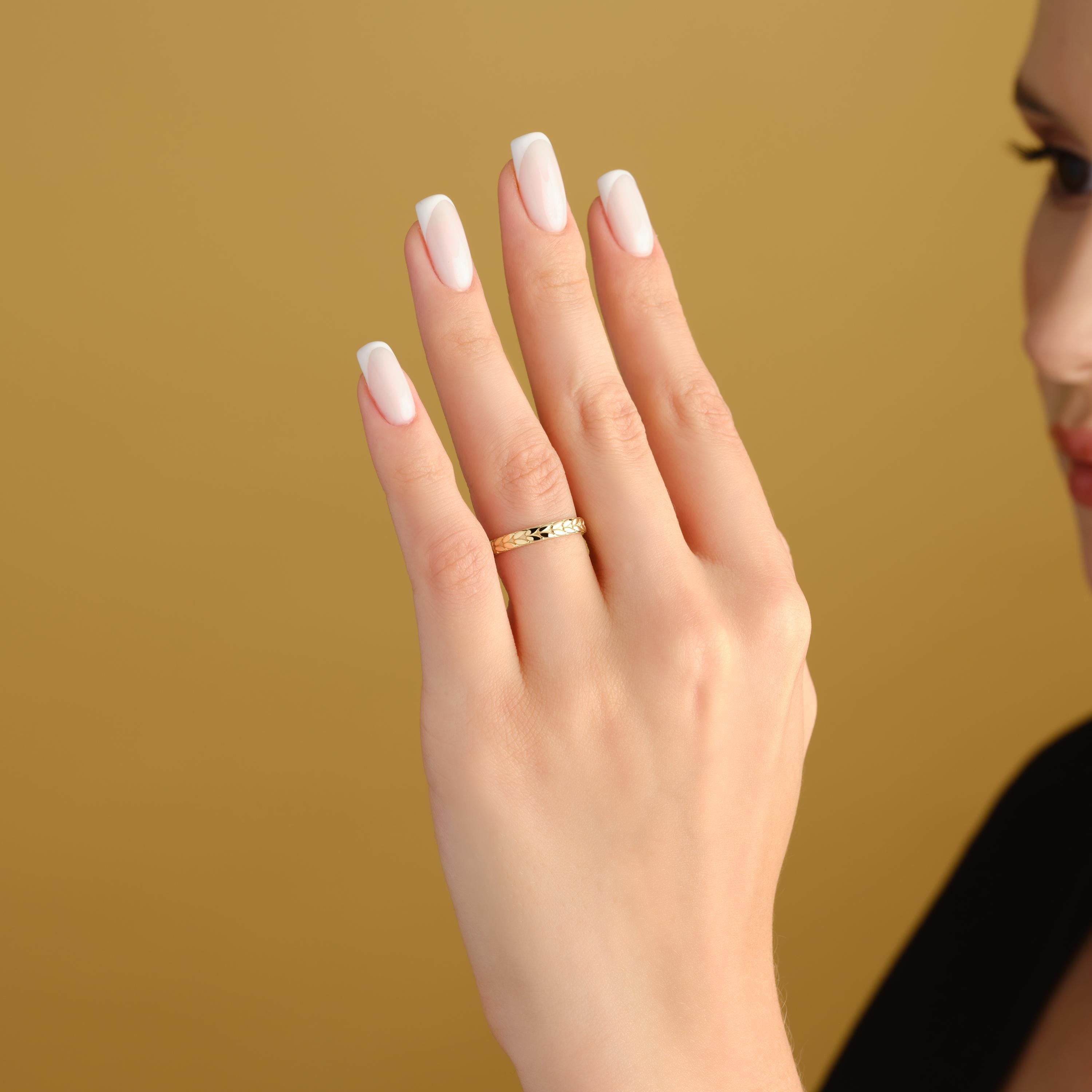 nature motif wedding band