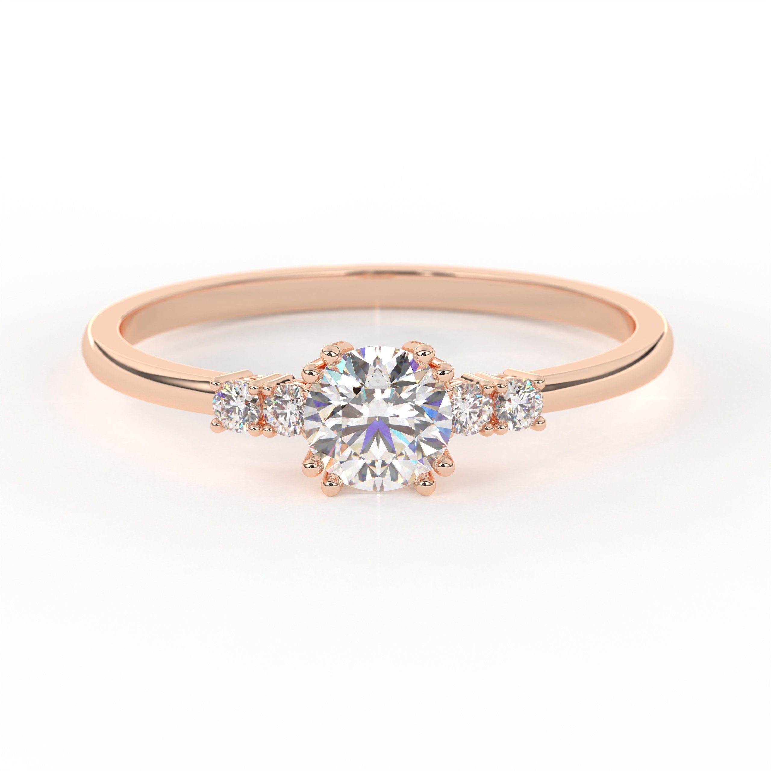 Round Cut Diamond Ring