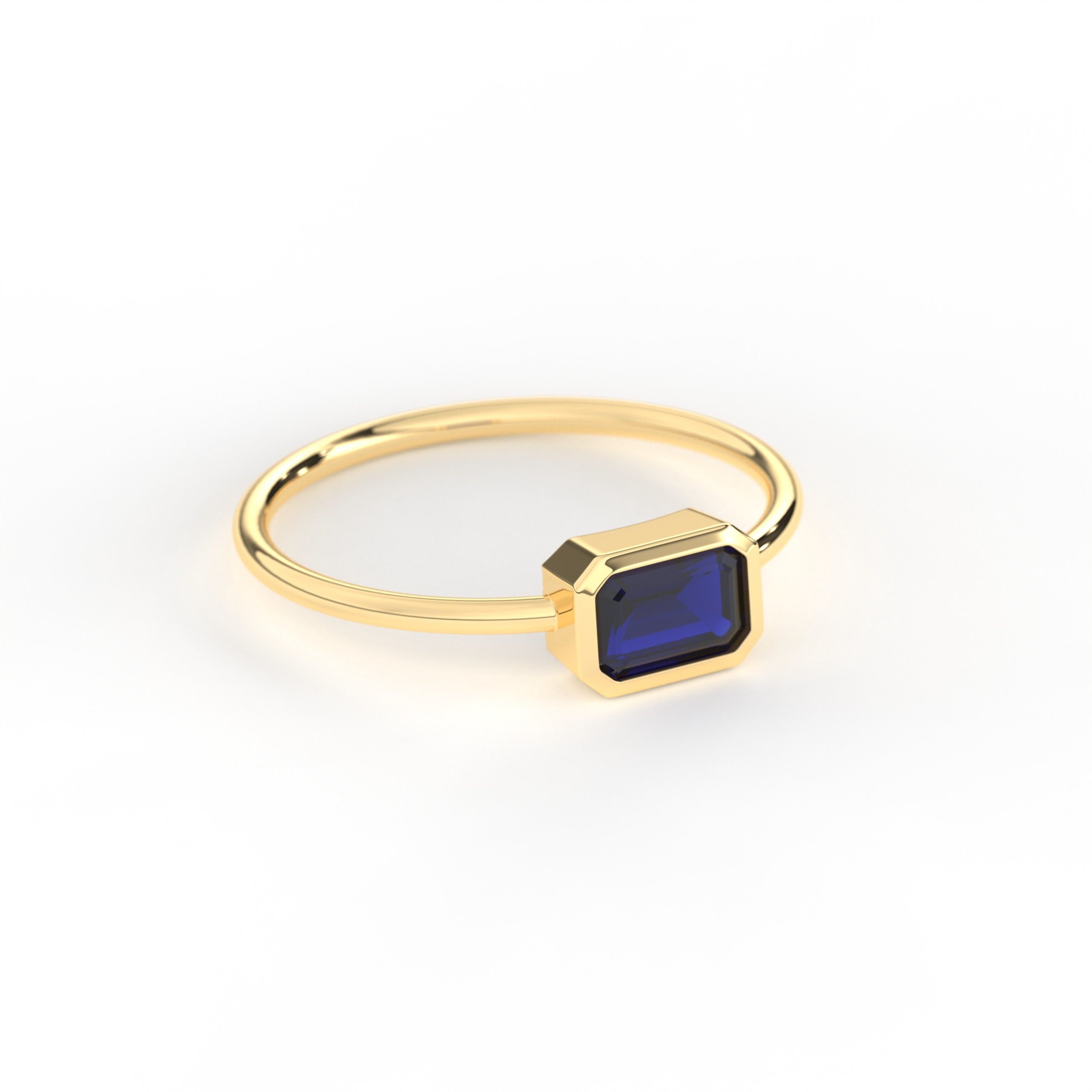 Solid Gold Bezel Setting Emerald Ring