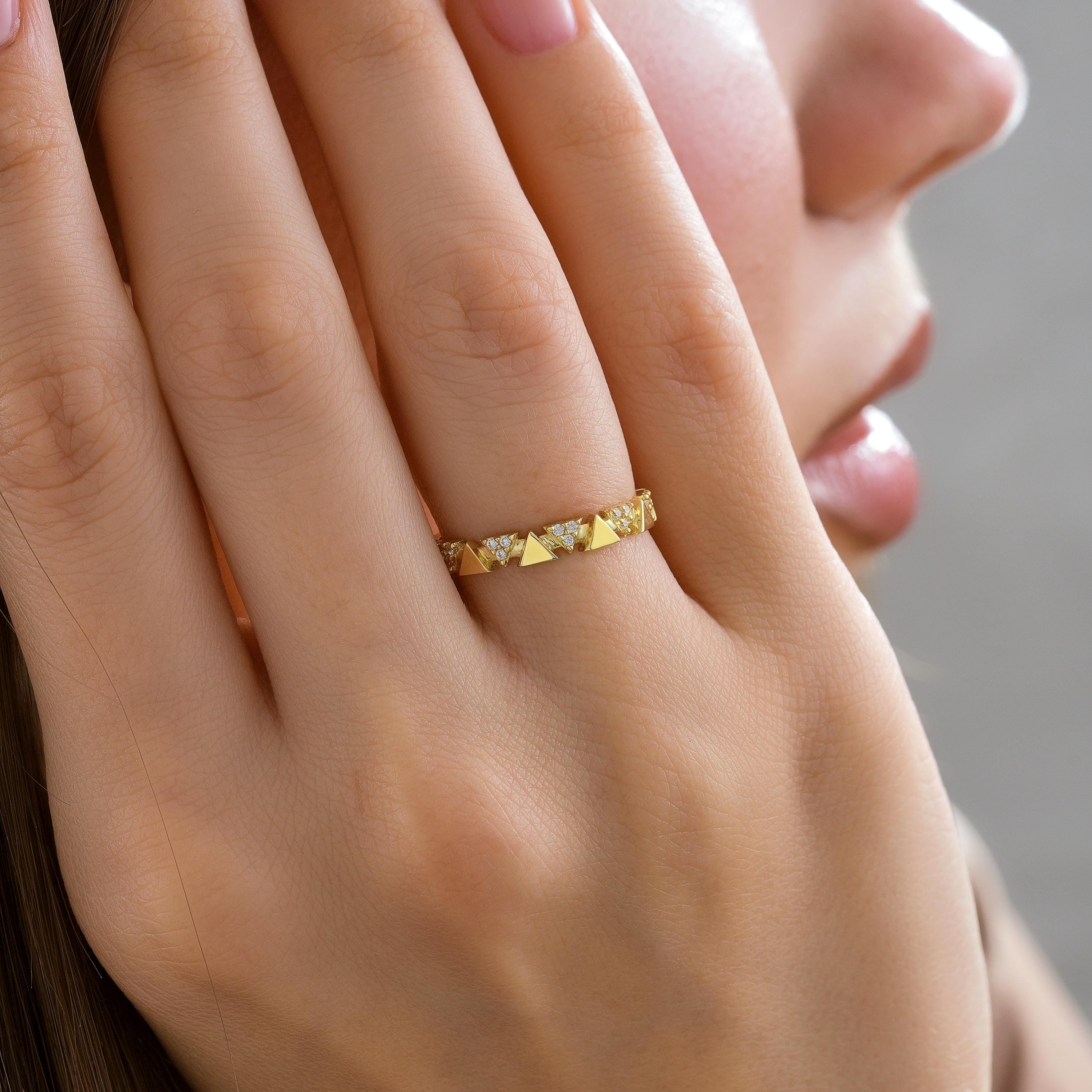 CZ diamond triangle pattern solid gold band ring
