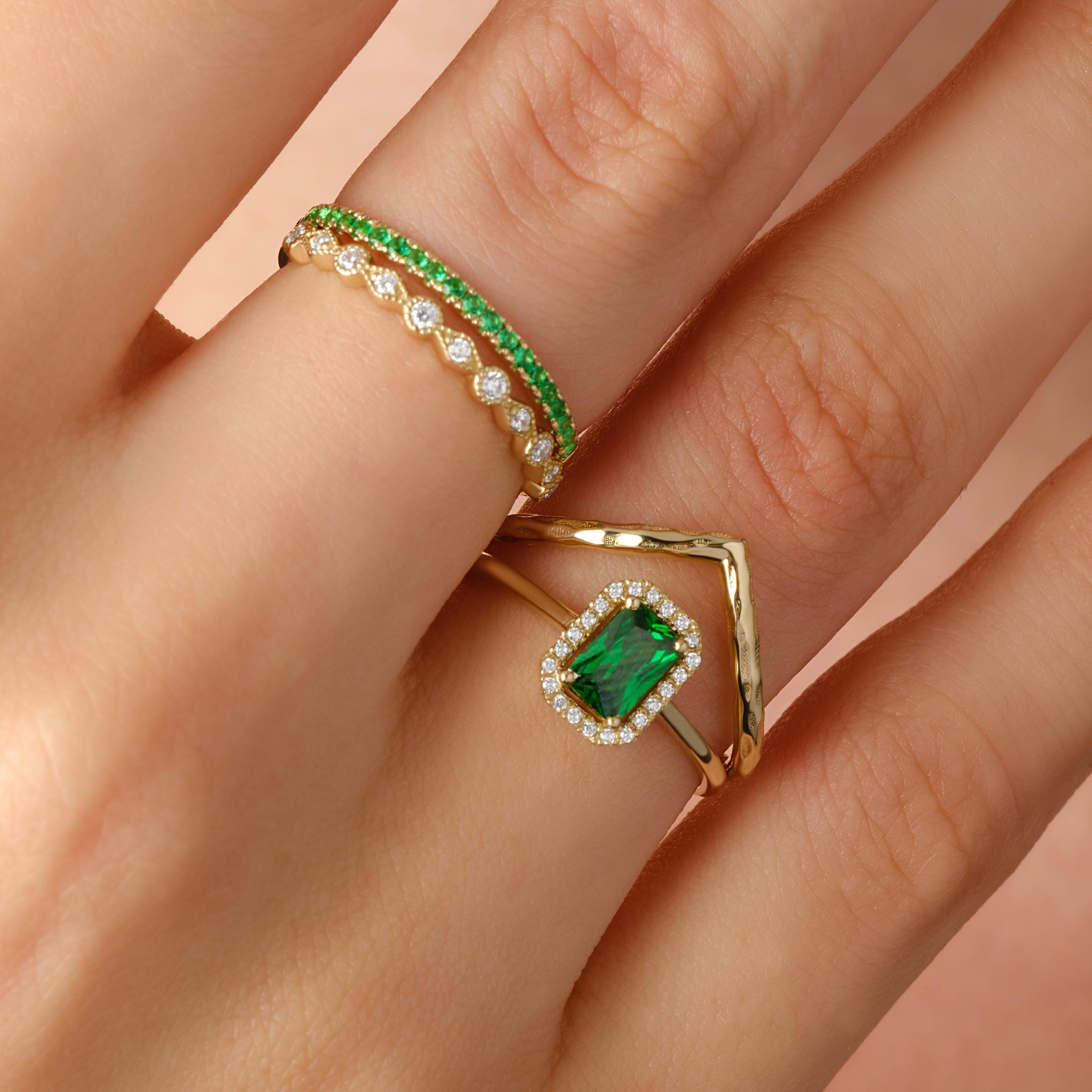 Solid Gold Chevron Hammered Ring