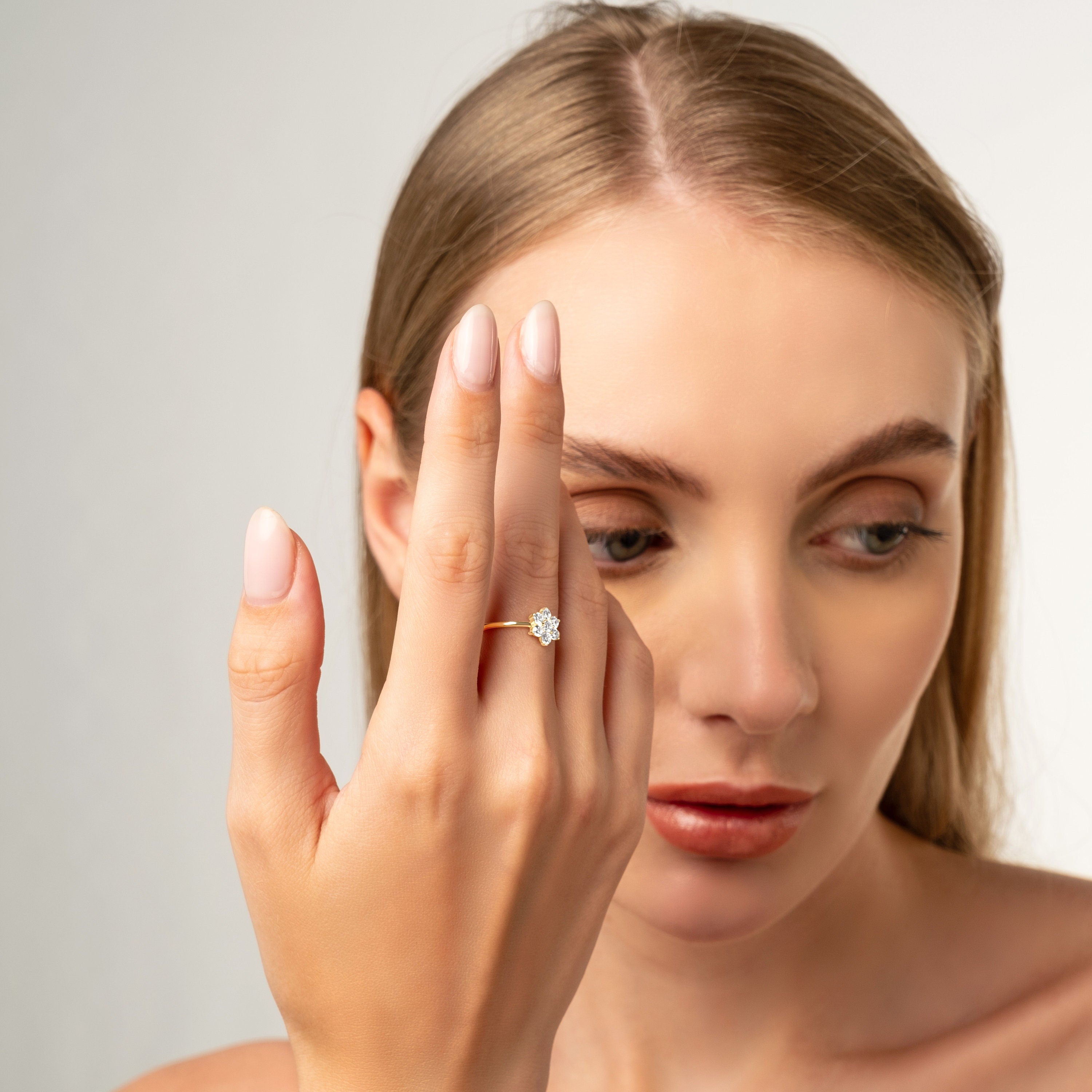 Dainty Diamond Daisy Ring