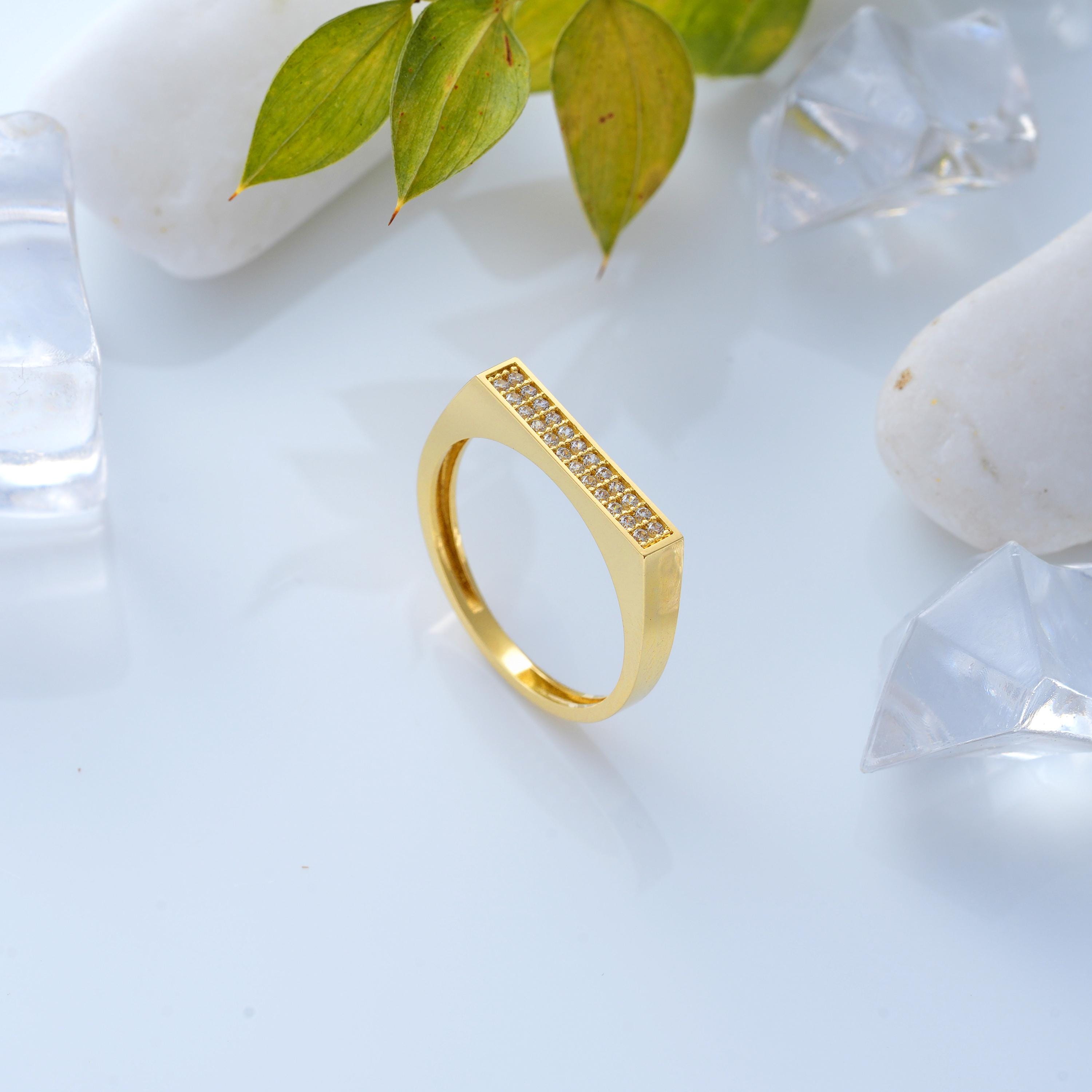 rectangular bar solid gold ring with pave round diamonds