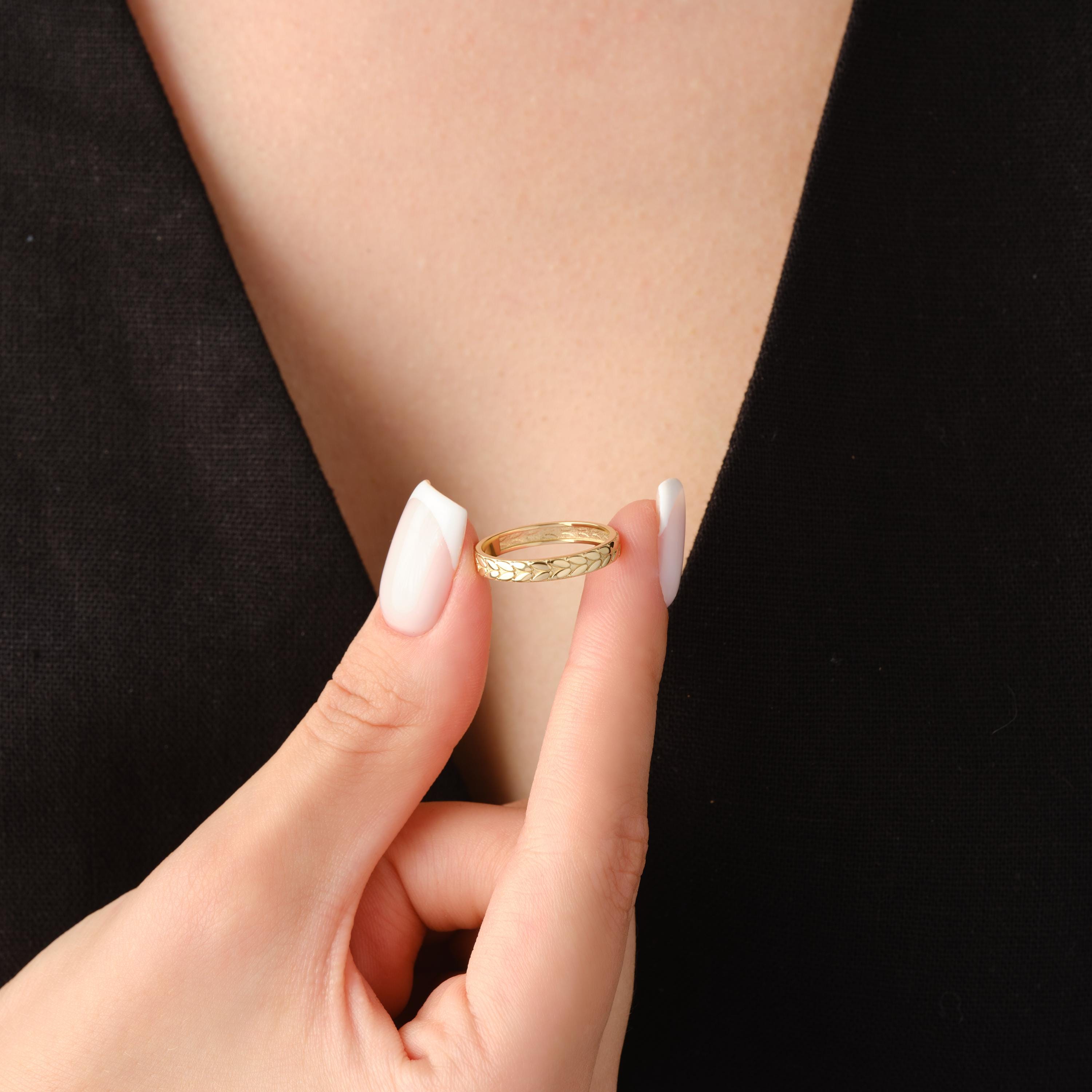 leaf textured wedding band