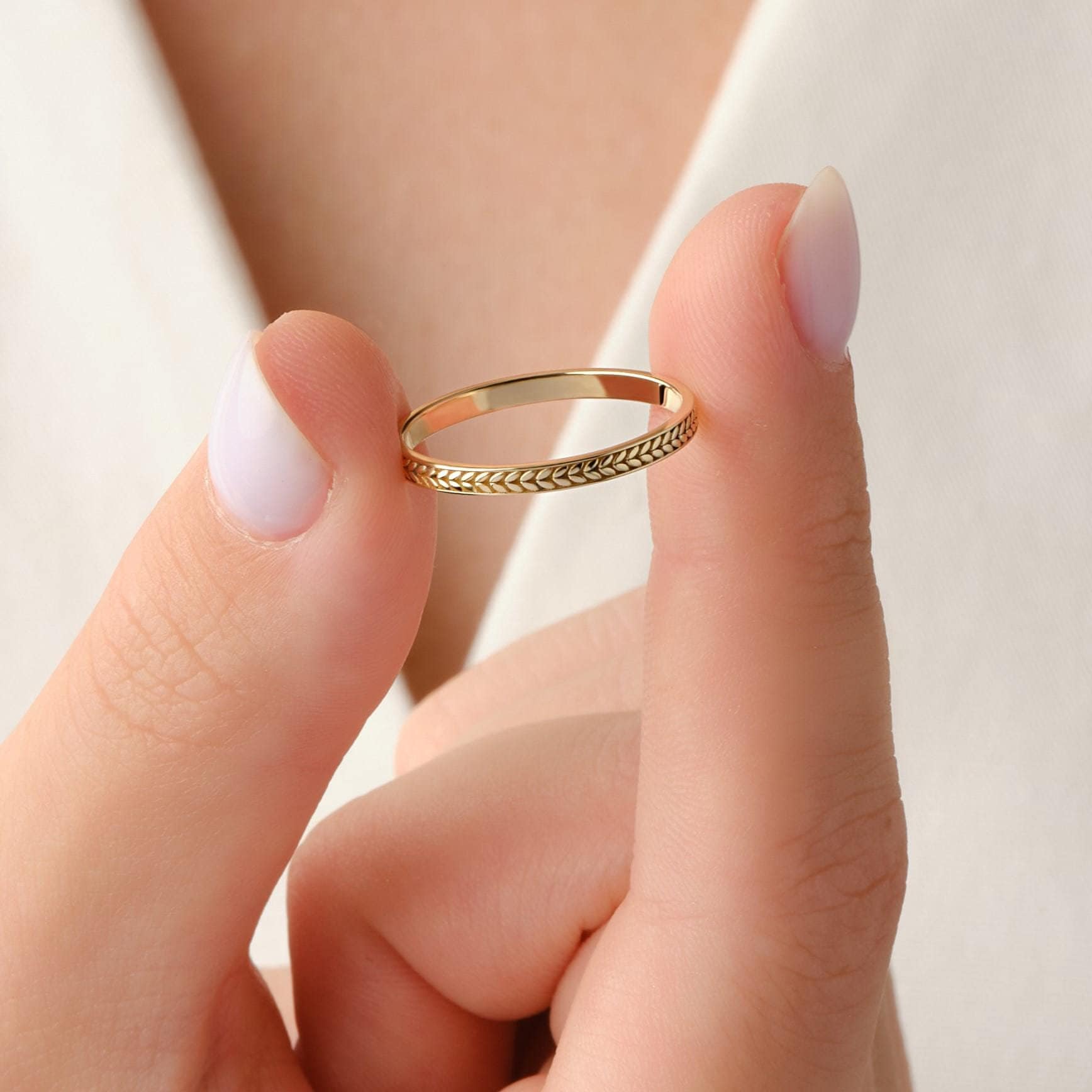 18K Gold Wedding Band Solid Gold Filigree Ring