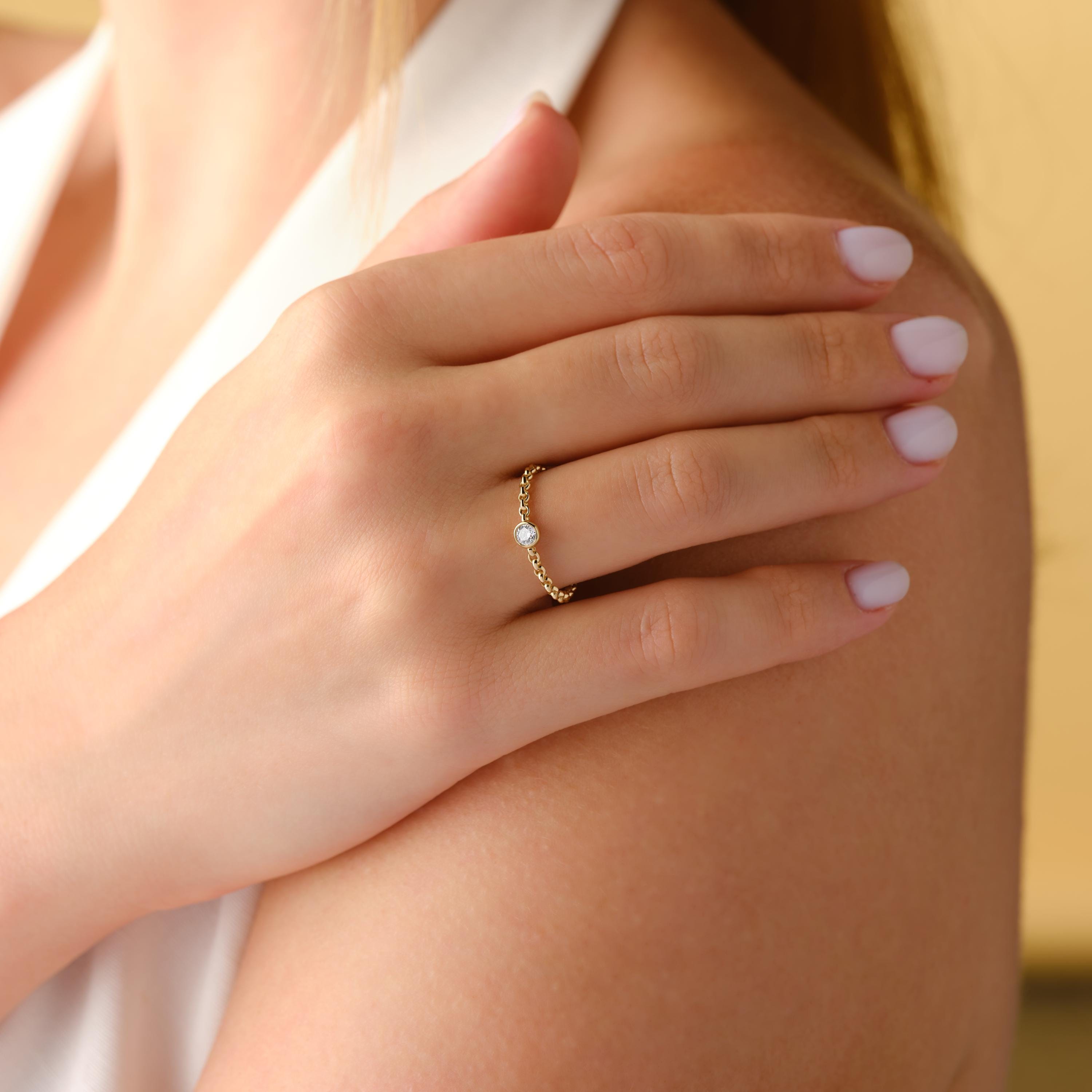 Diamond Chain Ring Solid Gold Bezel Band