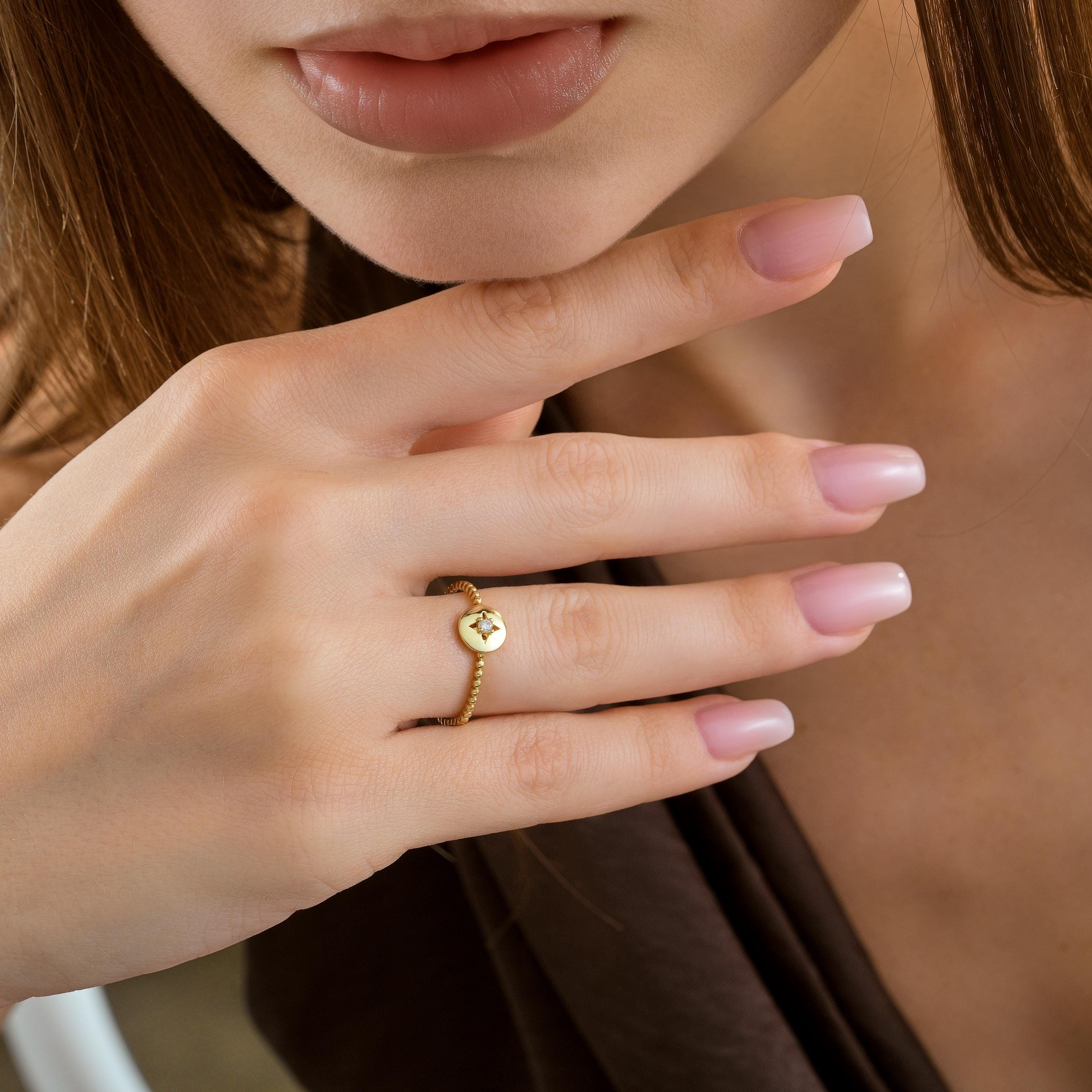 Dainty Gold Star Ring