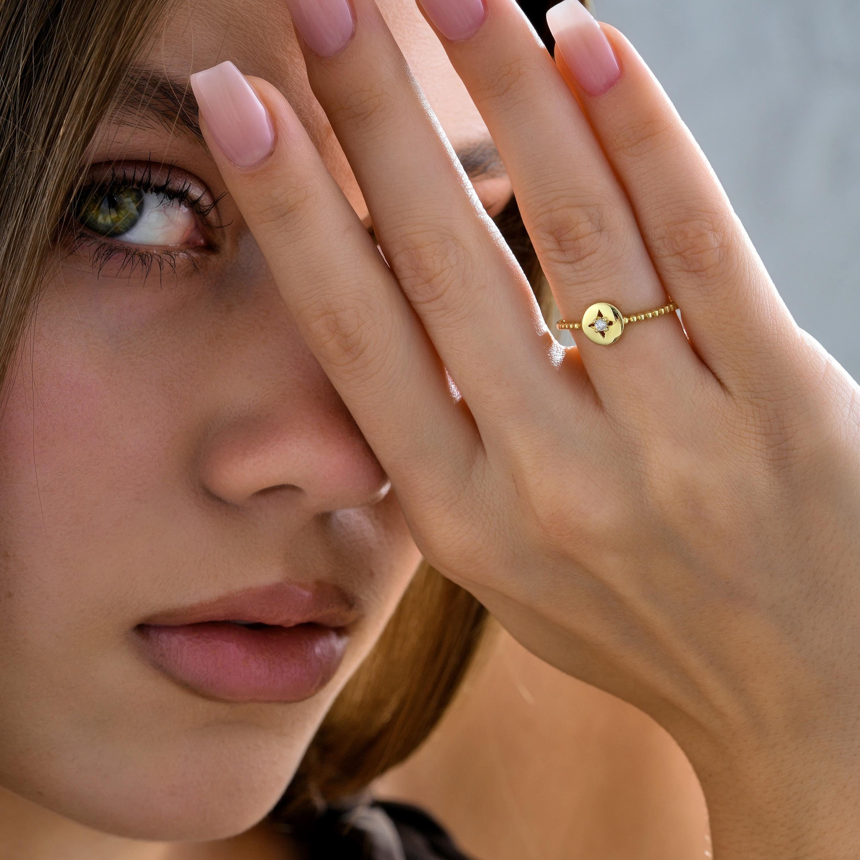 Dainty Gold Star Ring