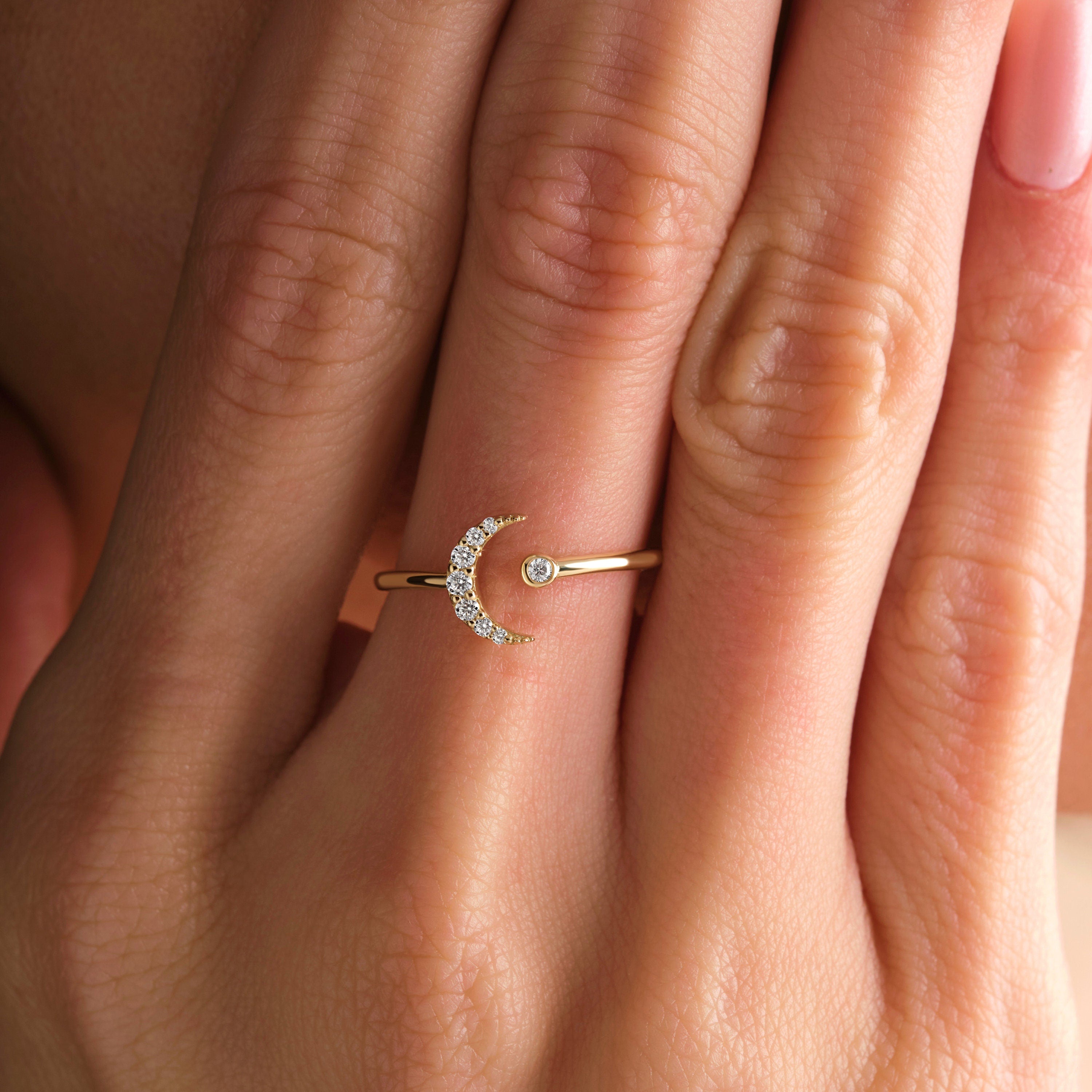 18K Gold Moon Ring Dainty Crescent Diamond Band