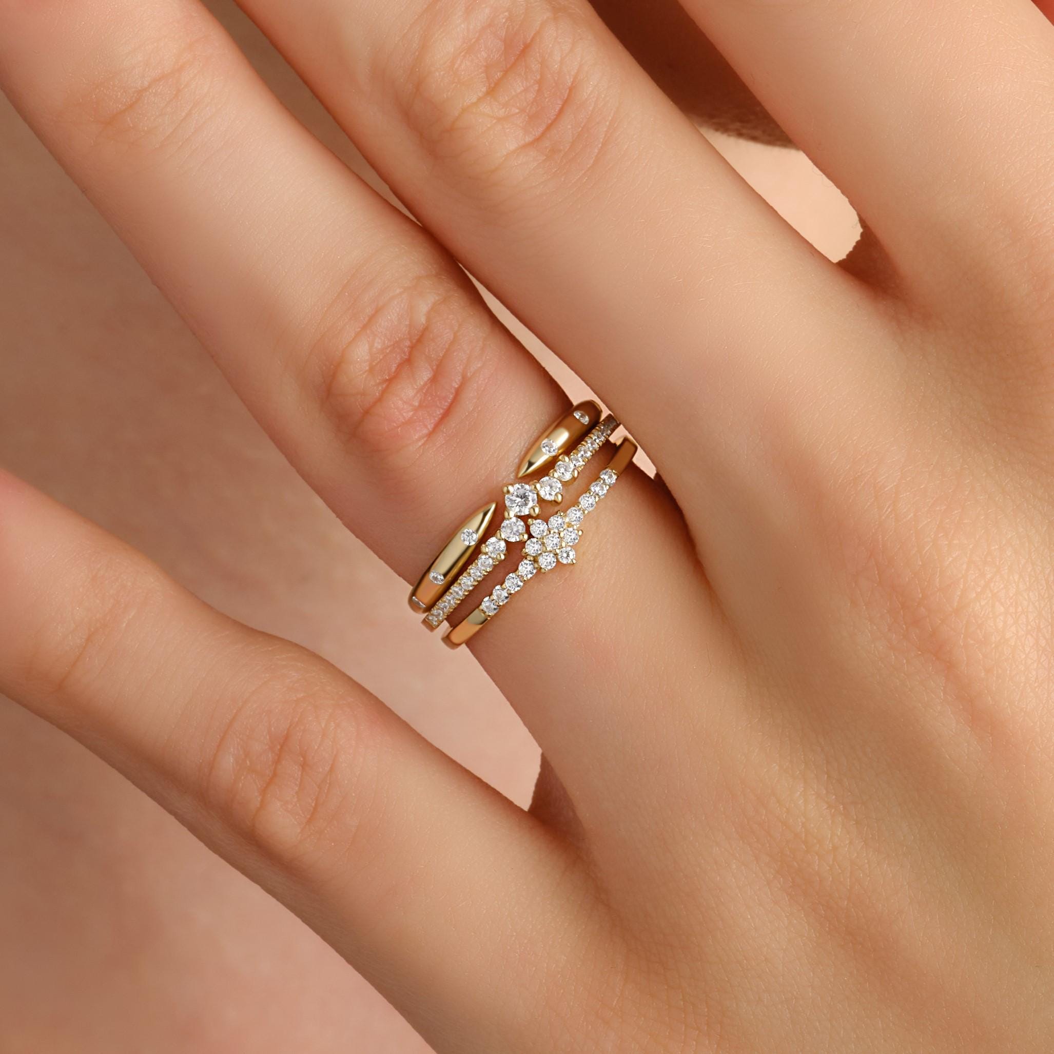 Daisy Solid Gold Ring