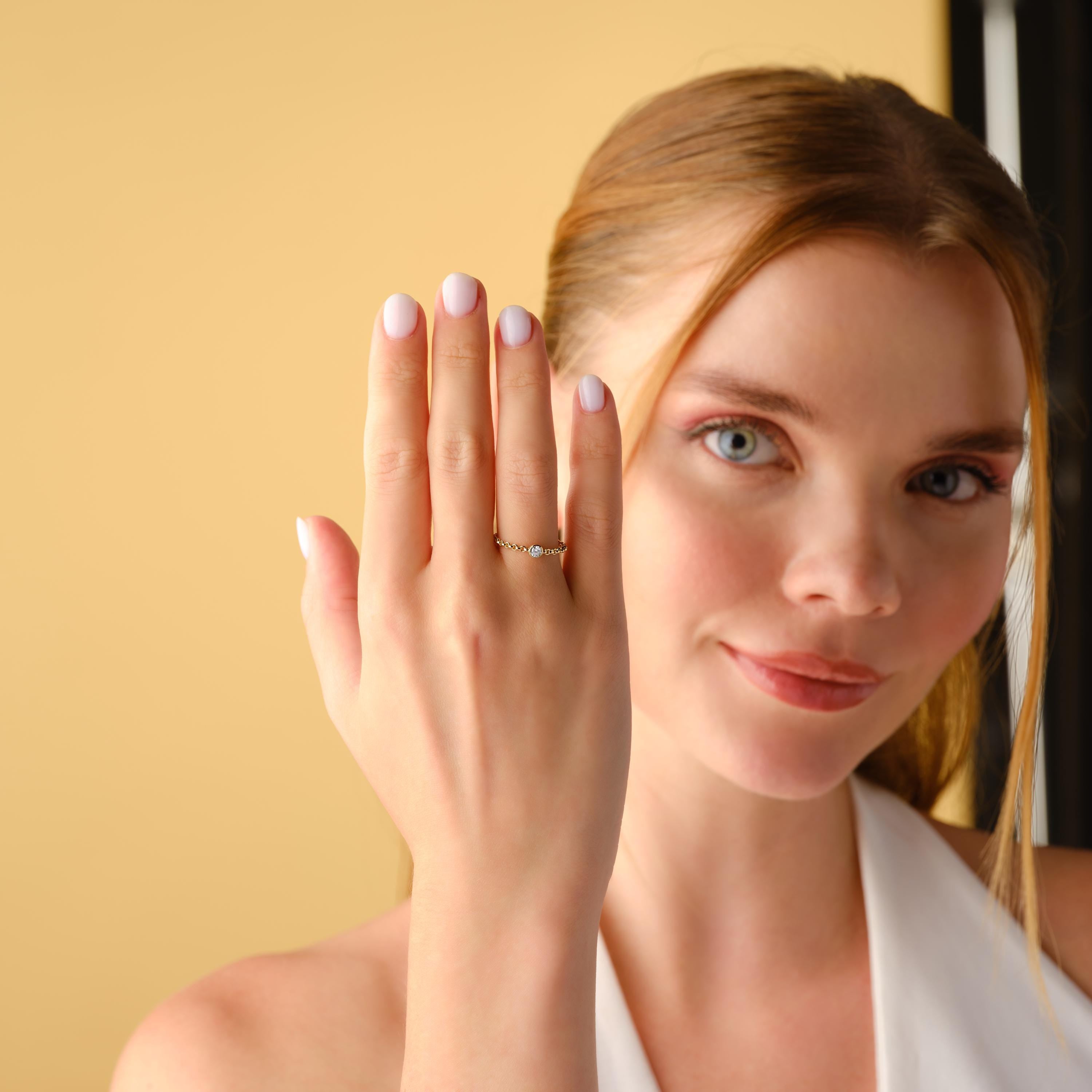 Diamond Chain Ring Solid Gold Bezel Band