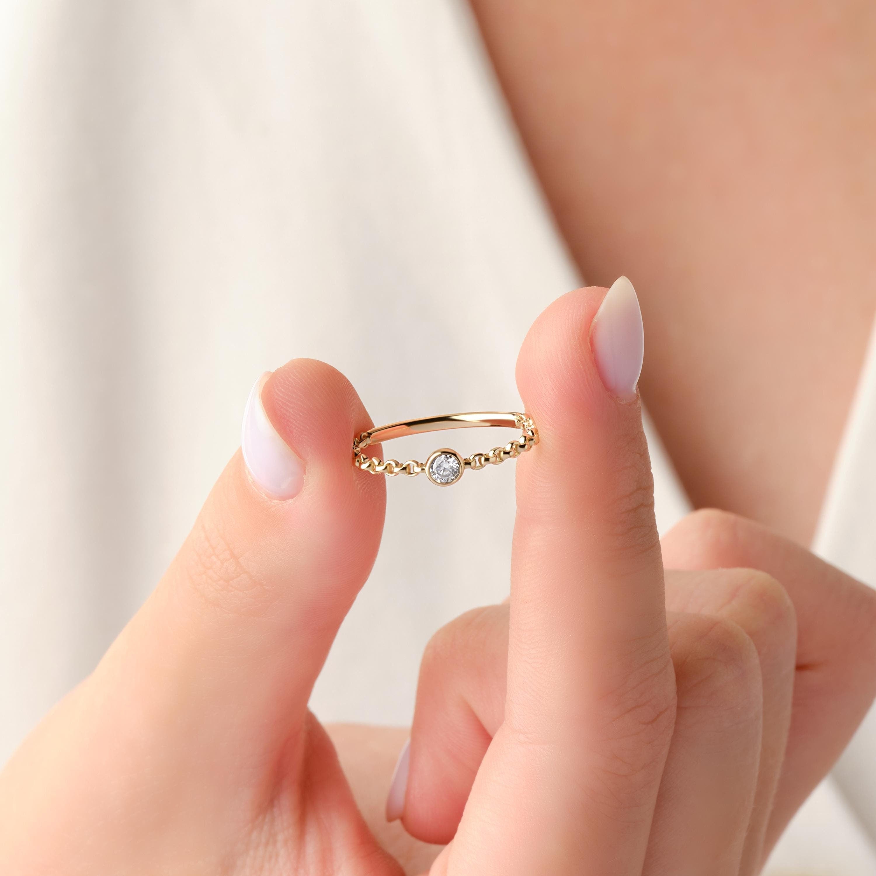 Diamond Chain Ring Solid Gold Bezel Band