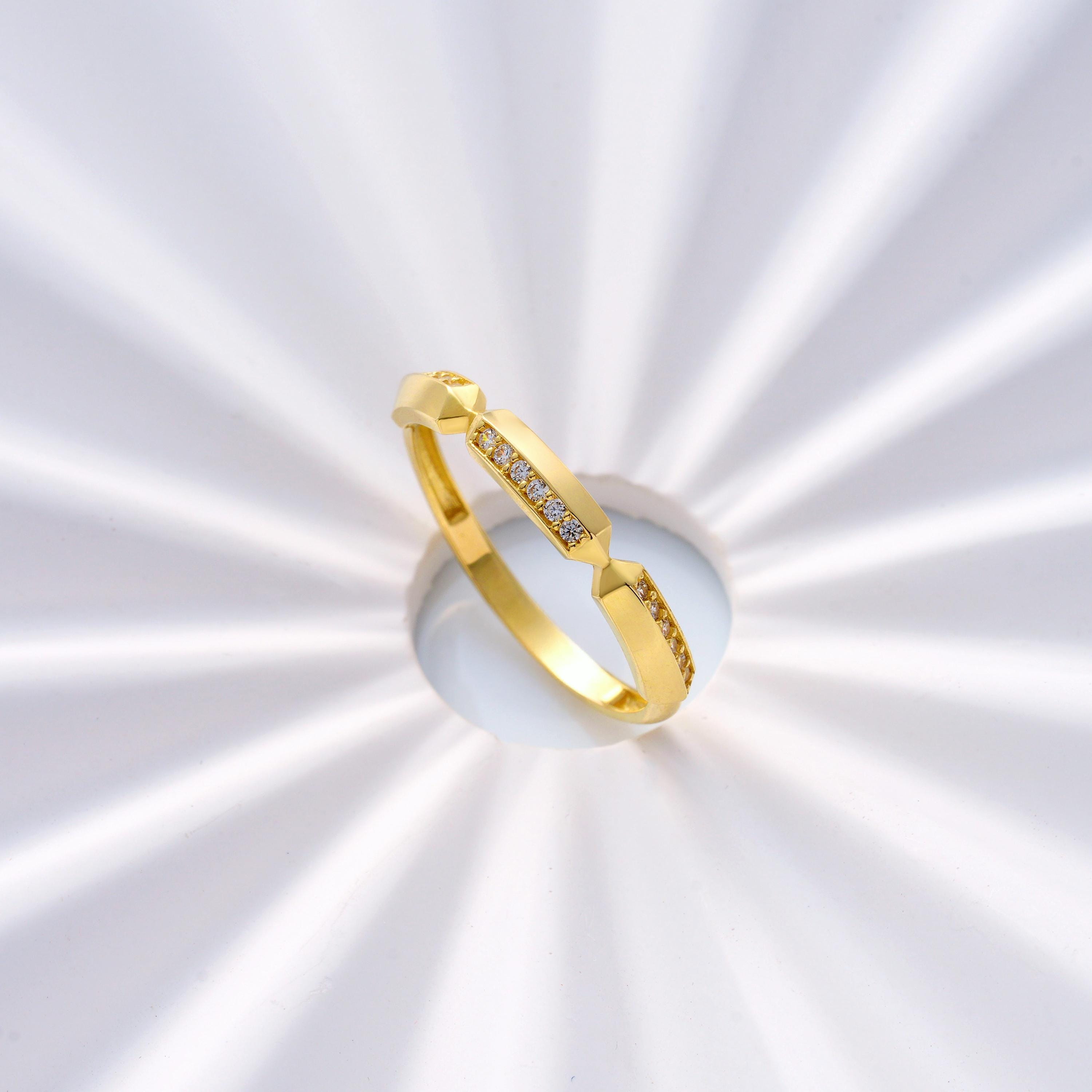 Asymmetric Gold Band with Bead Set Diamond CZ